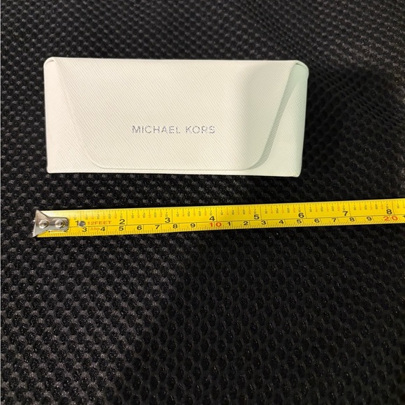 Michael Kors White Eyeglass Case - Picture 7 of 7
